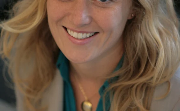 amelia-stoj