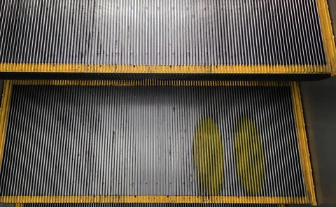 escalator