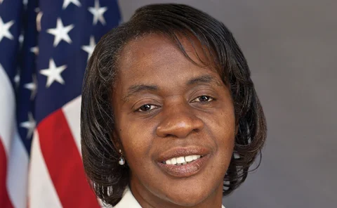 pamela-dyson-app