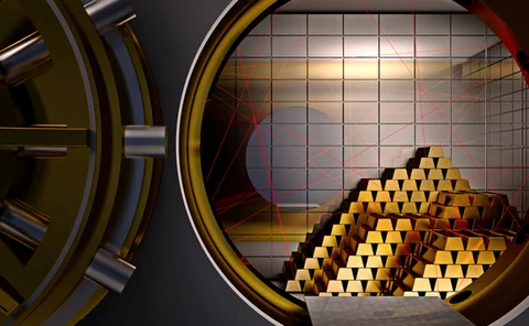 data-governance-gold-vault-waters0814