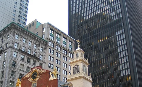 800px-usa-old-state-house-1-ma