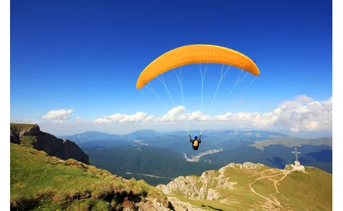 hang-glider-pensions-waters0115