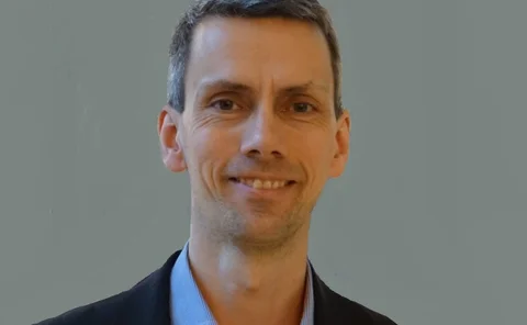 daniel-roos-vest-financial