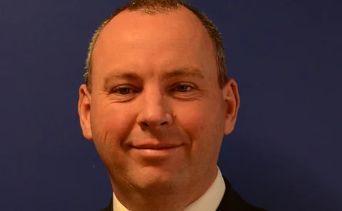 mark-bands-imeta15