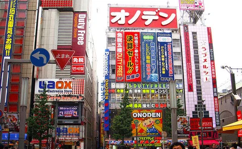 tokyo-lights