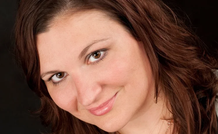 Jamie Hyman headshot