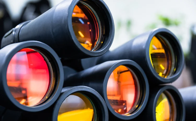 many binoculars - Getty - web.jpg 