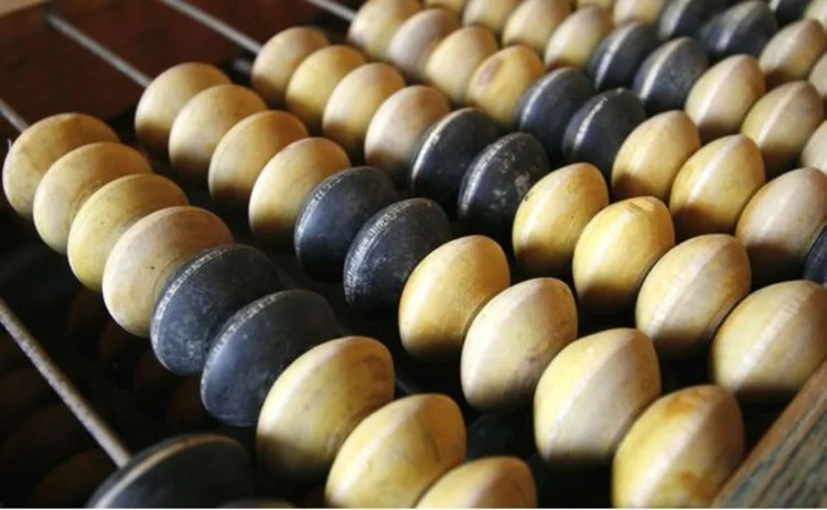 wooden-abacus-black-and-white-beads wooden-abacus-black-and-white-beads