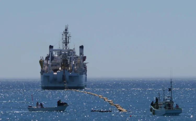 Google completes Faster fibre cable between Japan and US Google completes Faster fibre cable between Japan and US