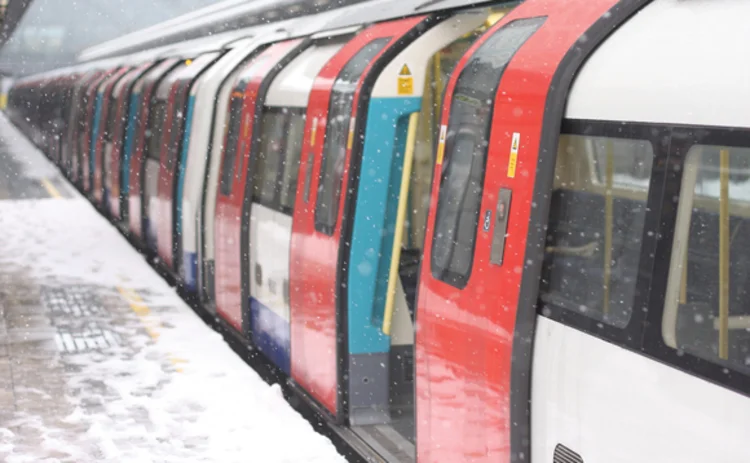 snow-in-london snow-in-london