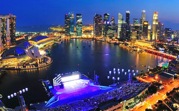 singapore-night-scene-panorama