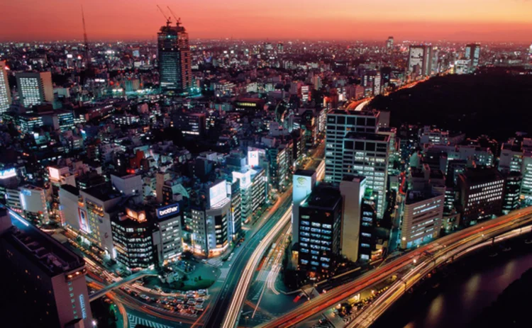 hong-kong-cityscape-at-sunset-zooming-traffic hong-kong-cityscape-at-sunset-zooming-traffic