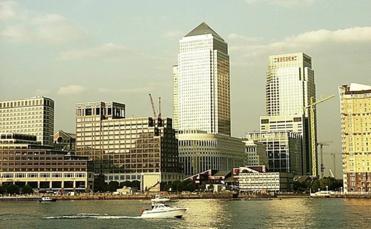 london-canary-wharf-01